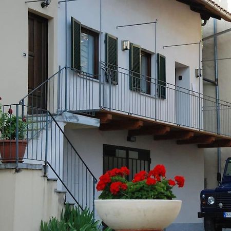 Villa Salita Al Castello Rossana Exterior foto